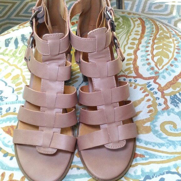 Indigo Rd., Gladiator Sandals, "7.5" Bohemian, Classic, Girlhoodcore, Gladiator - Picture 1 of 8